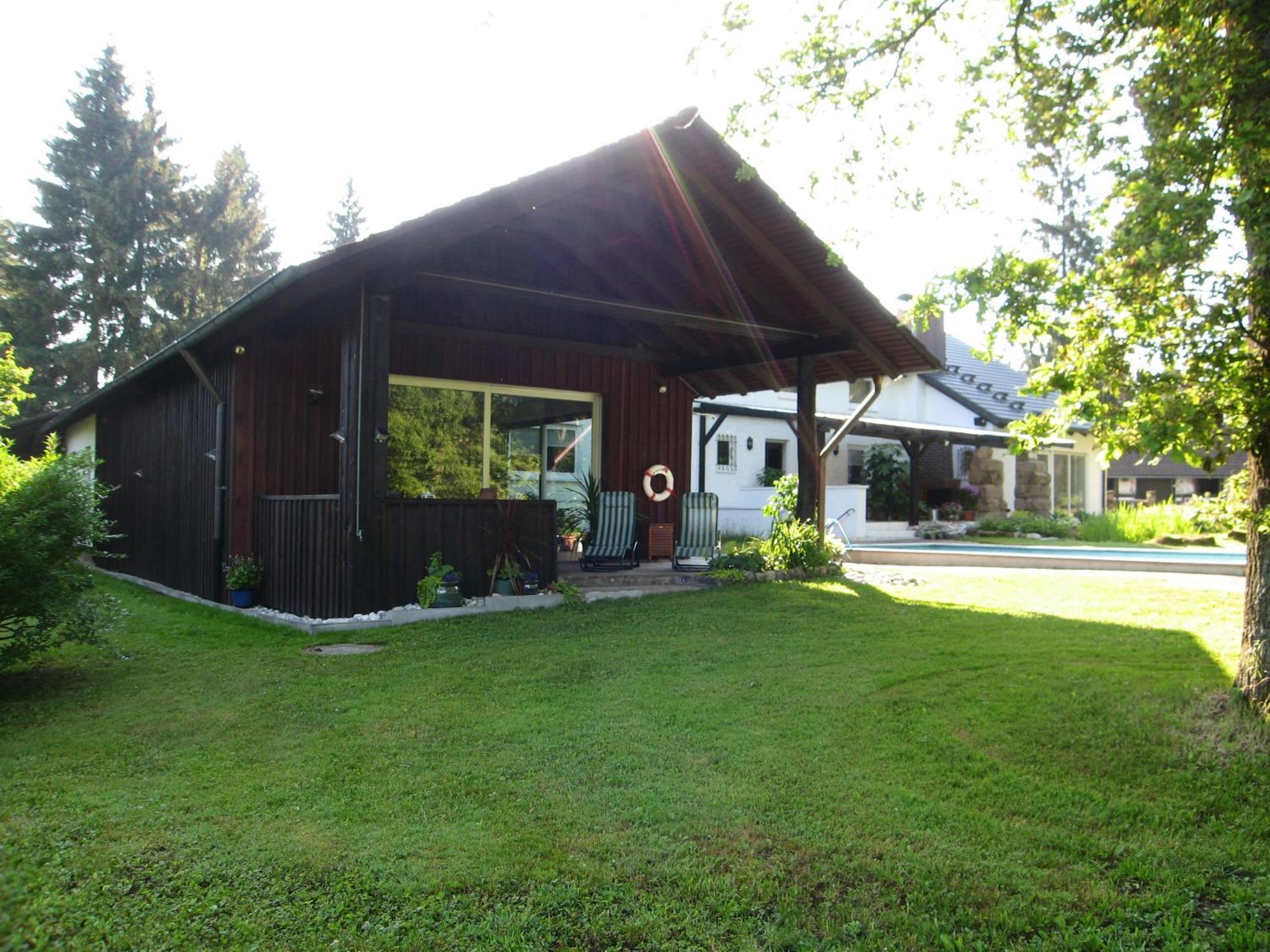 Hubner Apartment *